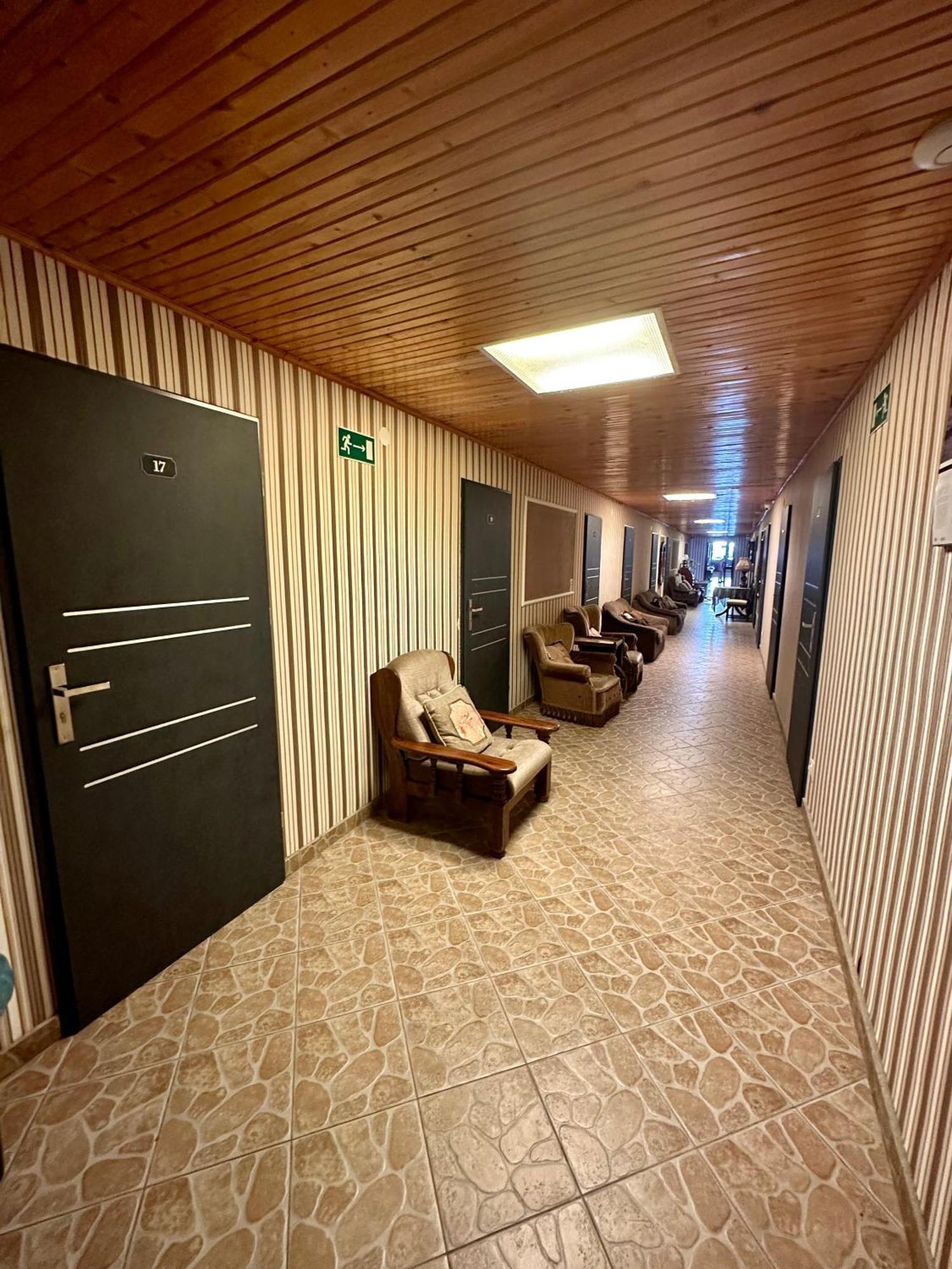 Zajazd Restauracja Derby Błonie Exterior foto